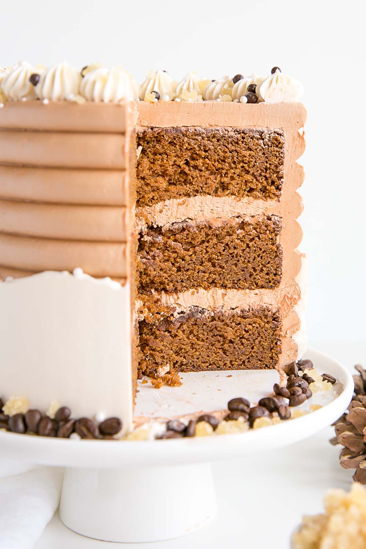 Cross section of the cake showing the gingerbread cake layers.