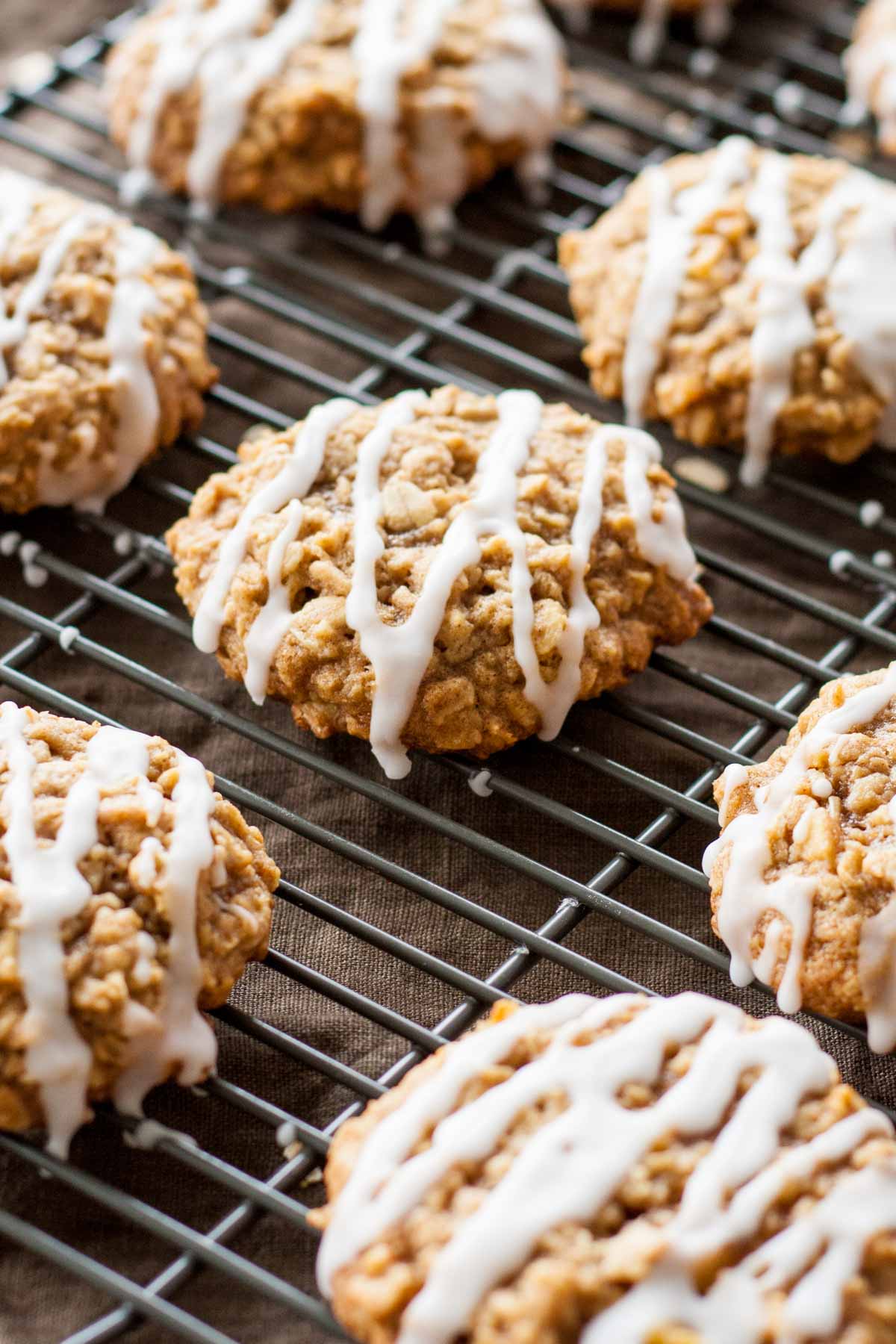 Cookies on a cooling rack.