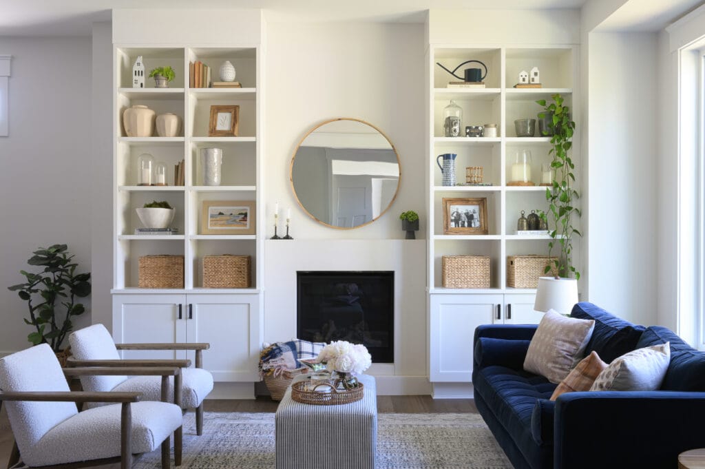 Built-ins surrounding a fireplace