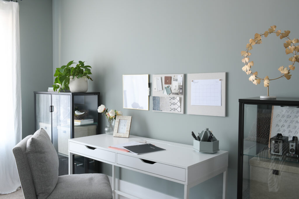 A small desk in an office 