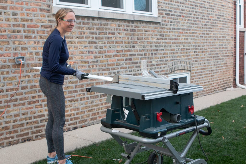 How to use the table saw