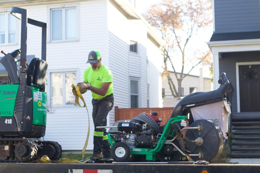 Sunbelt rentals delivering tools