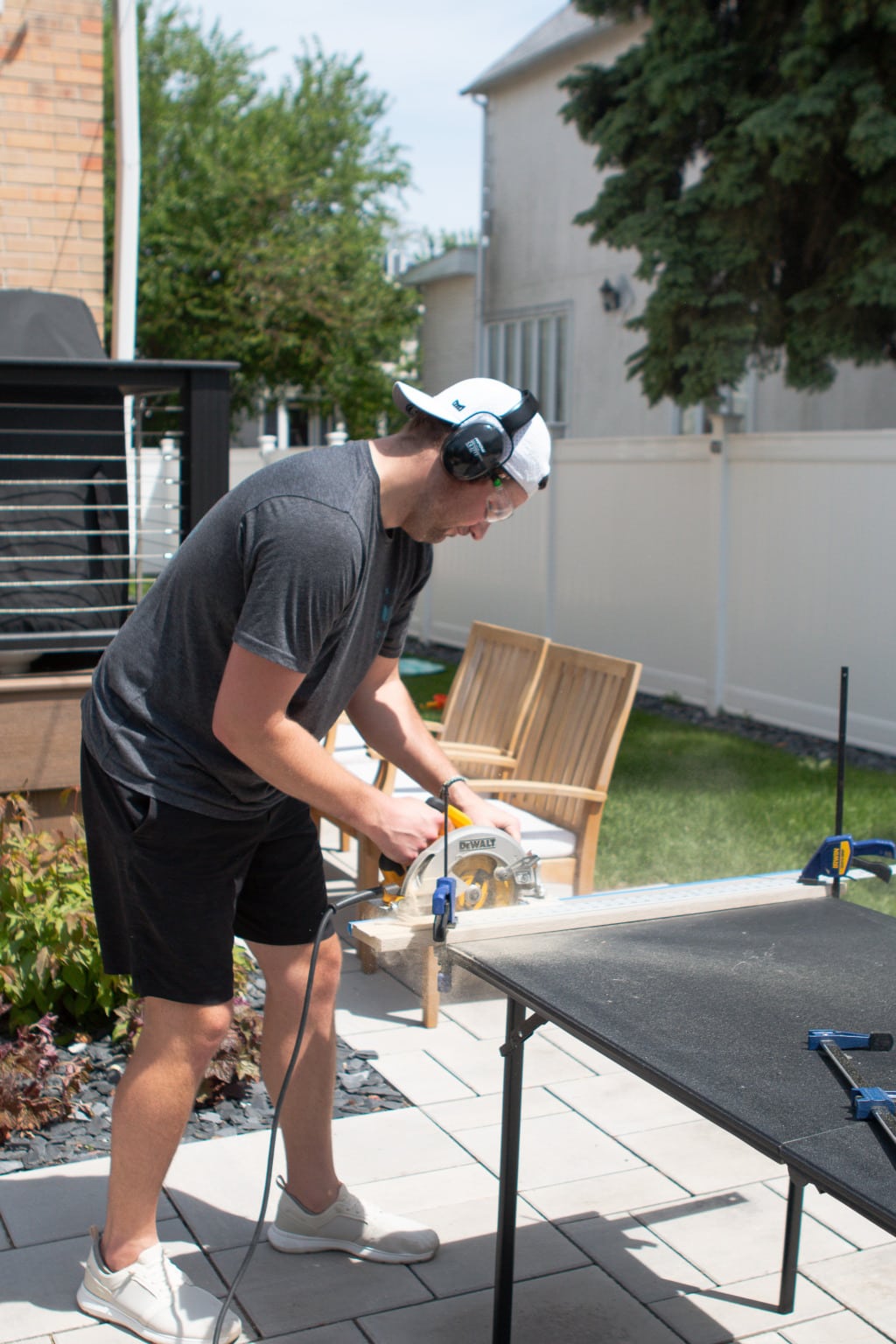 Finn cutting using the circular saw