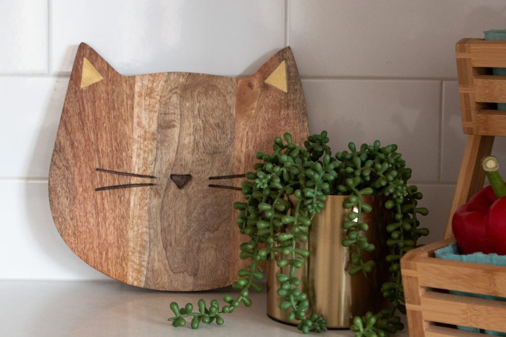 Cat cutting board