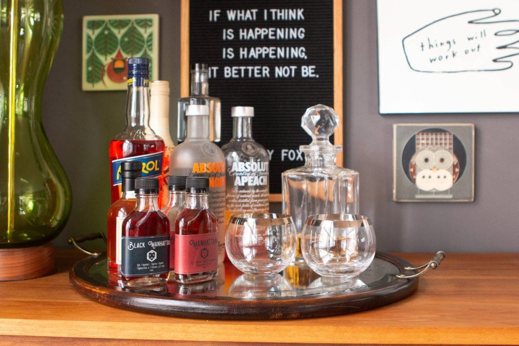 Bar area in a dining room 