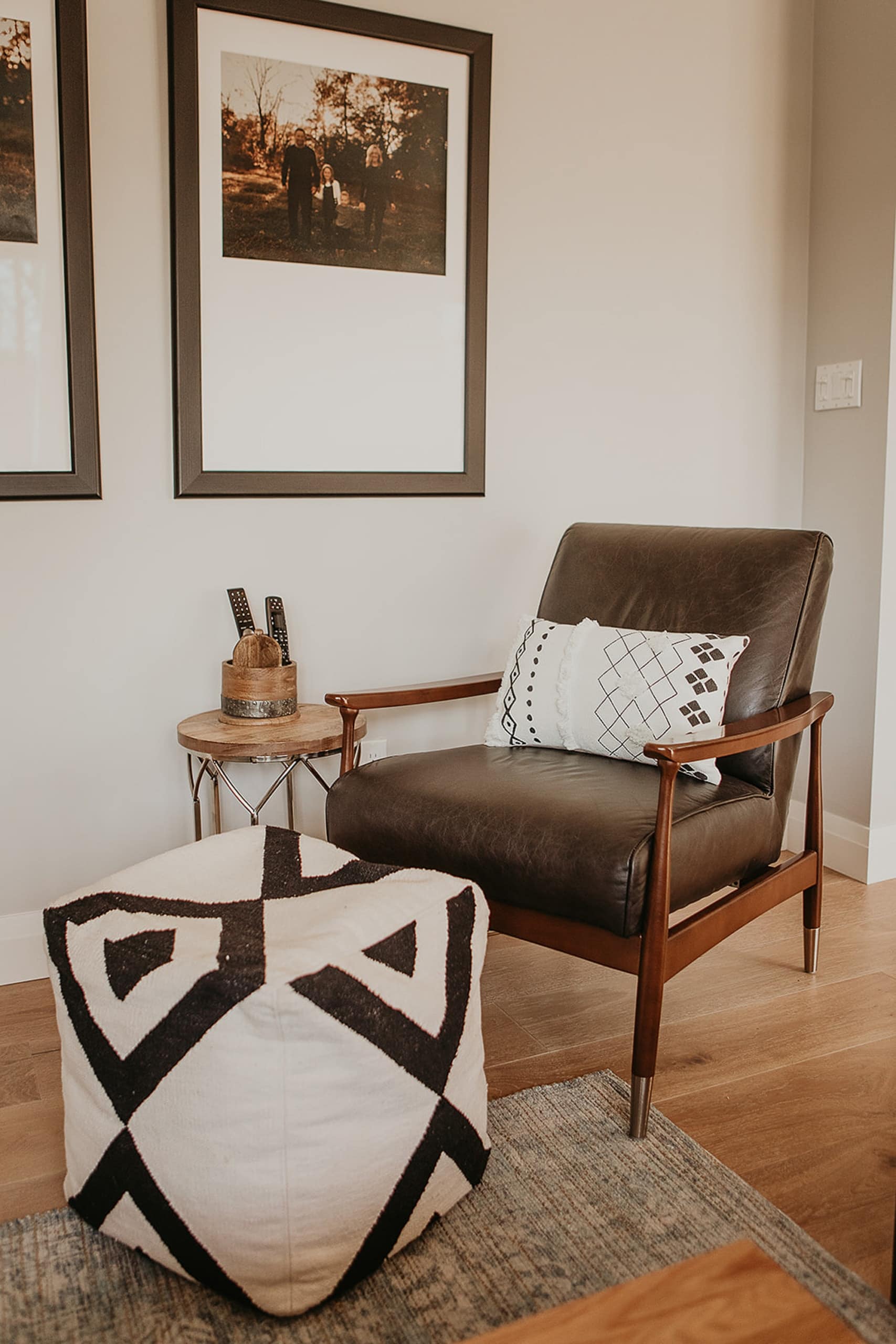 A leather chair with ottoman