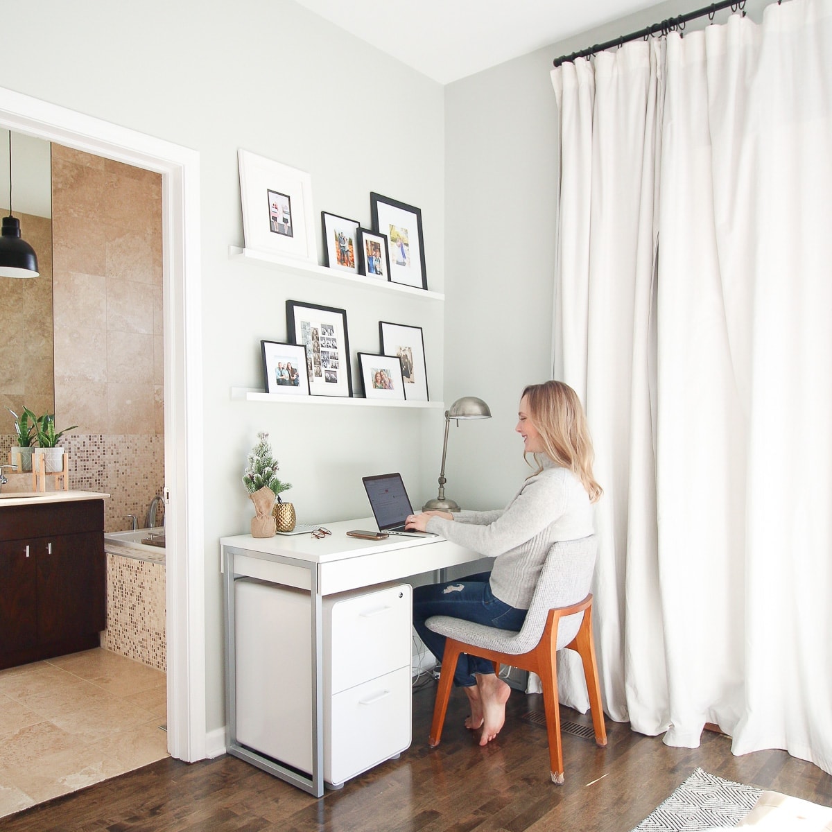 The good part about working as a full-time blogger