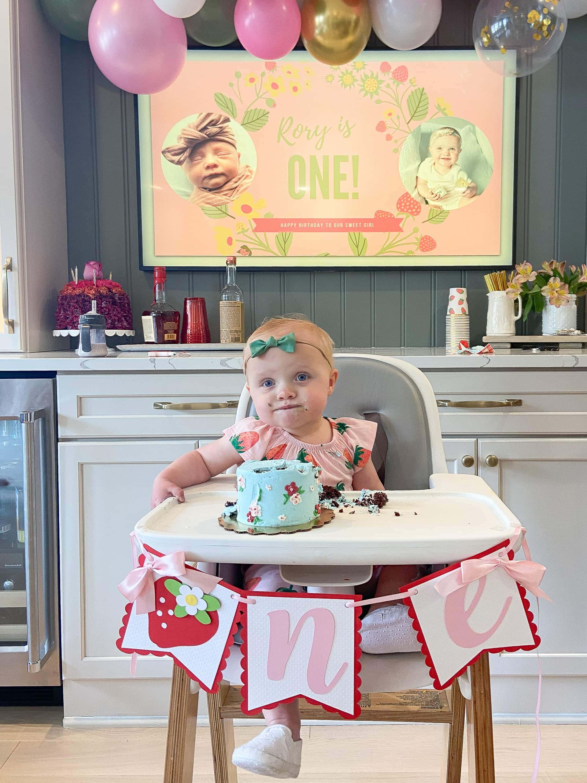 Rory eating her smash cake