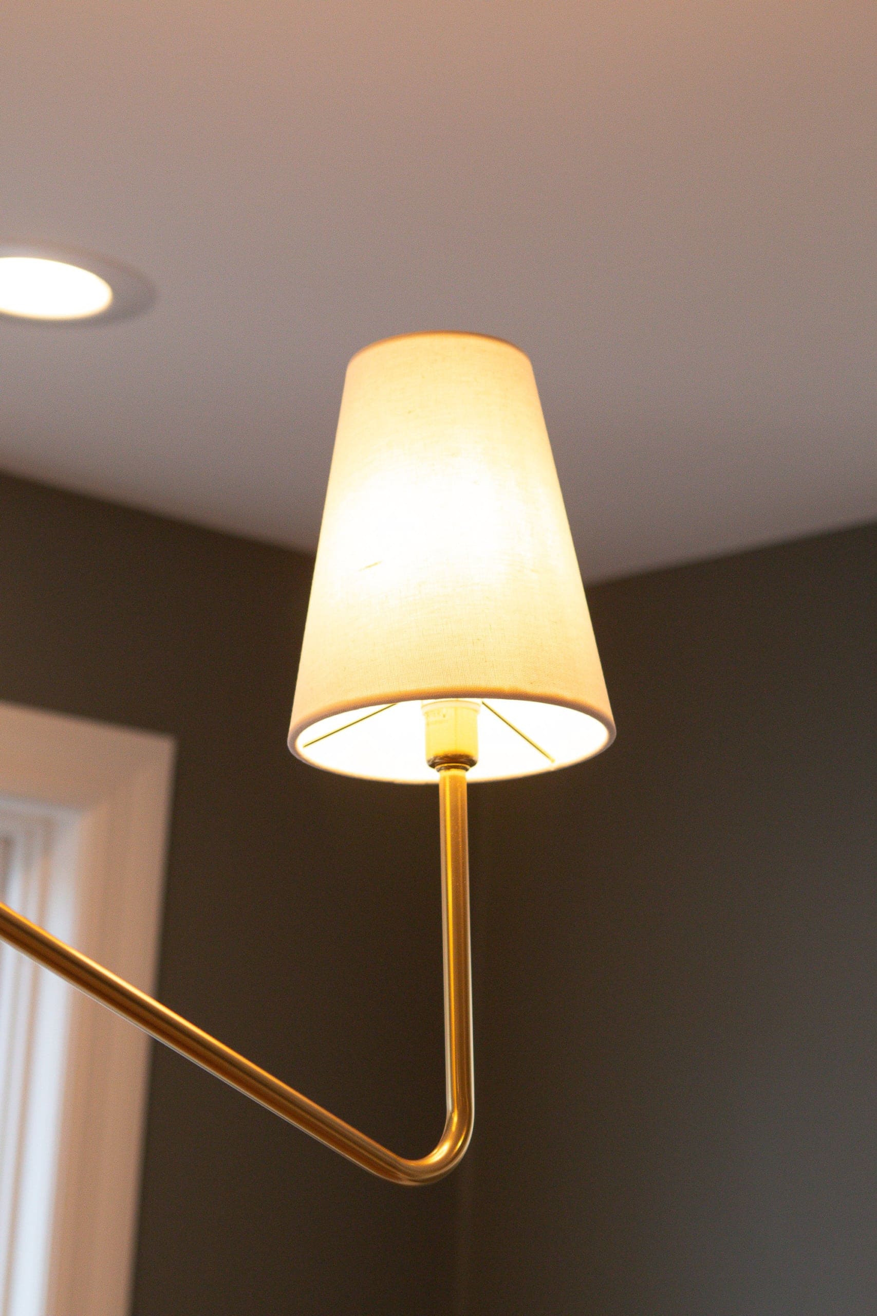 Choosing the right light bulb for a fixture