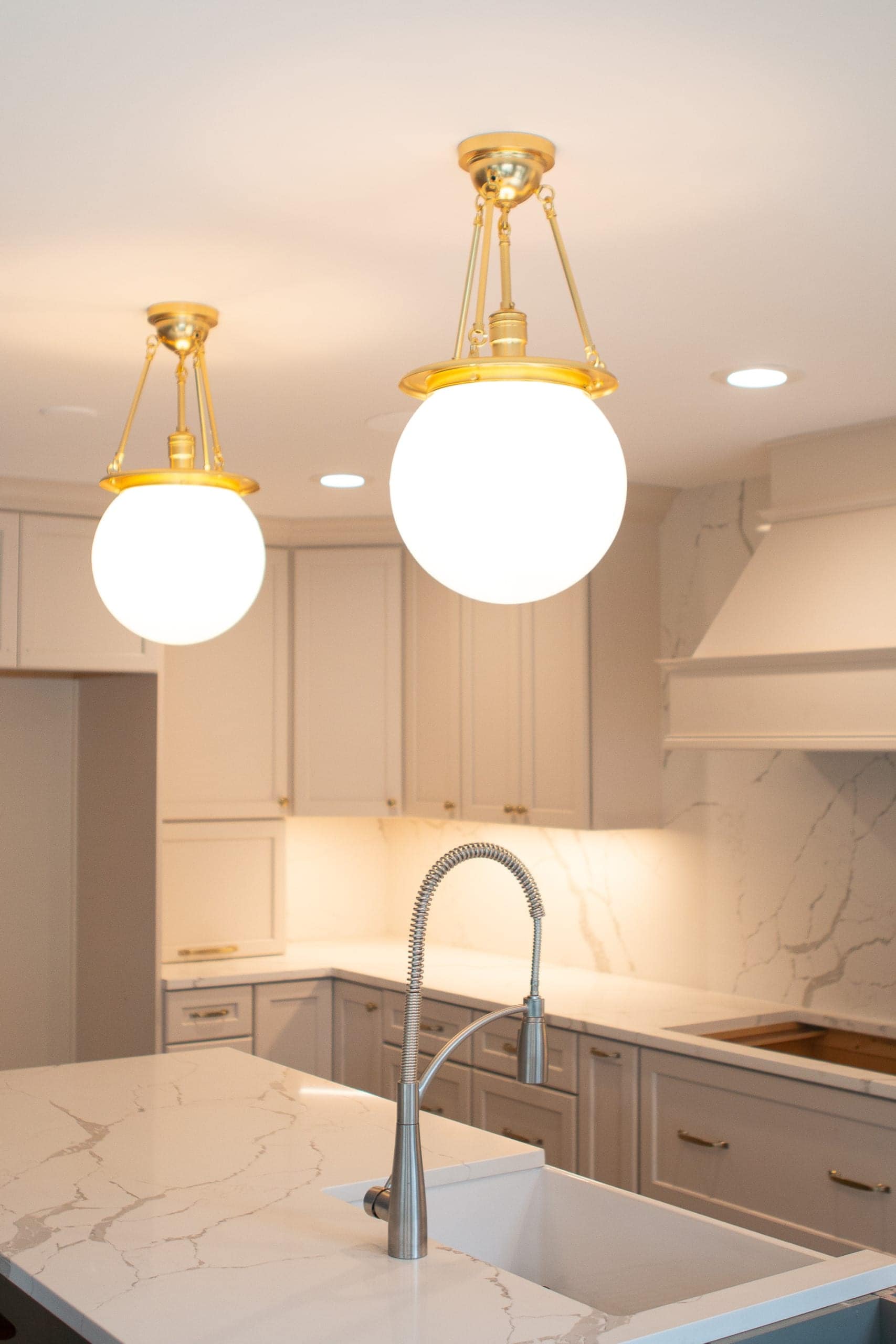 Choosing pendants in a kitchen