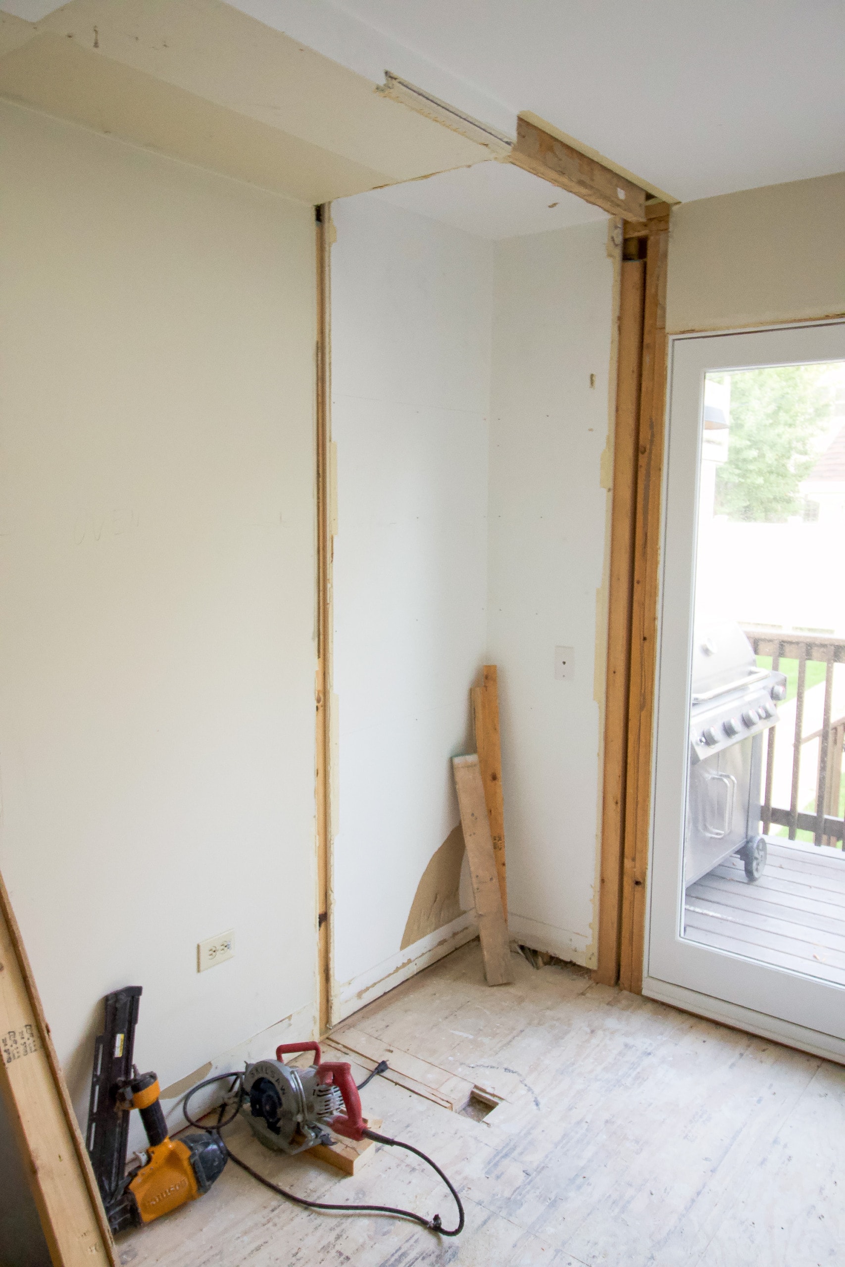 Pantry closet door