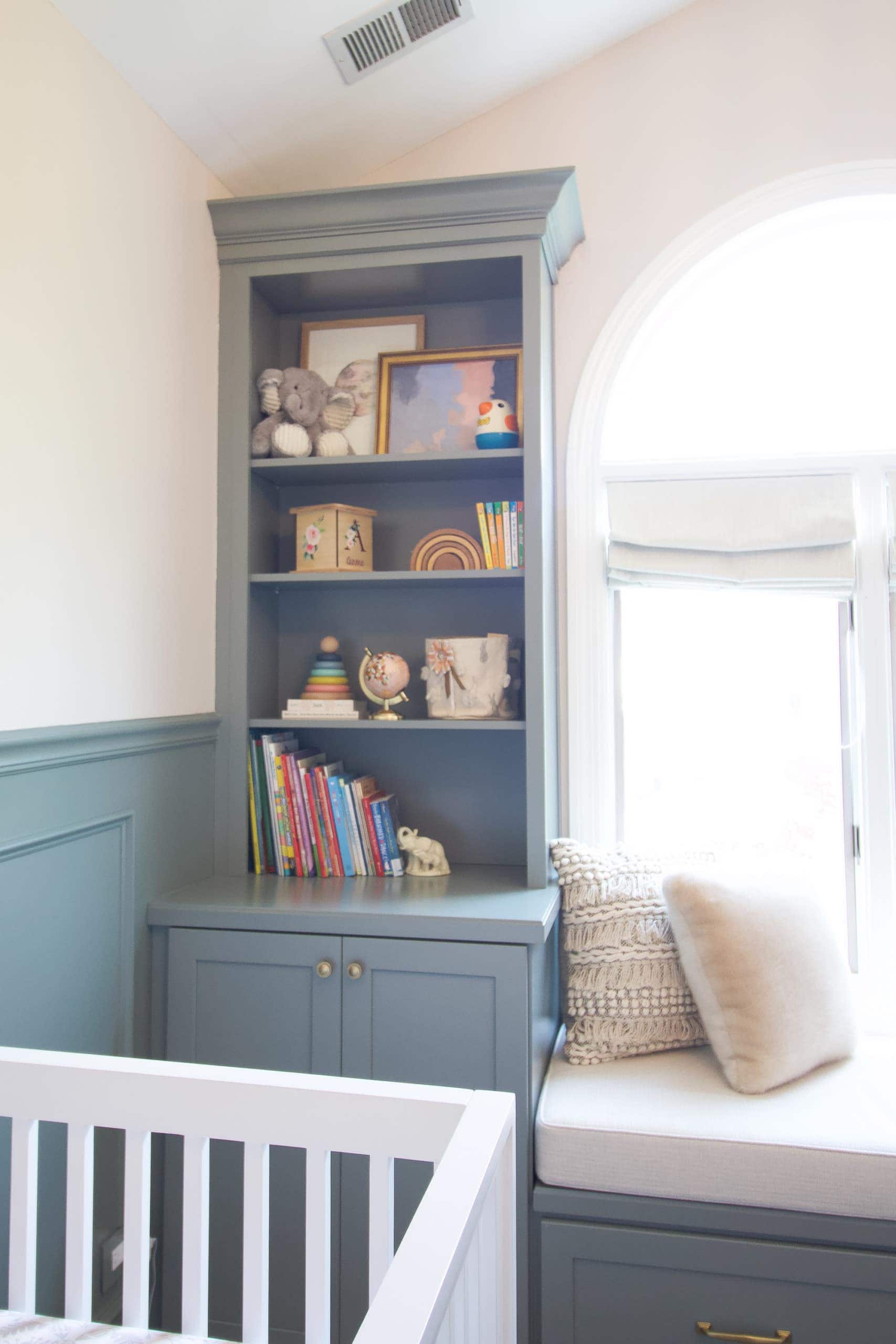 Tips to style shelves in a nursery or kid's room