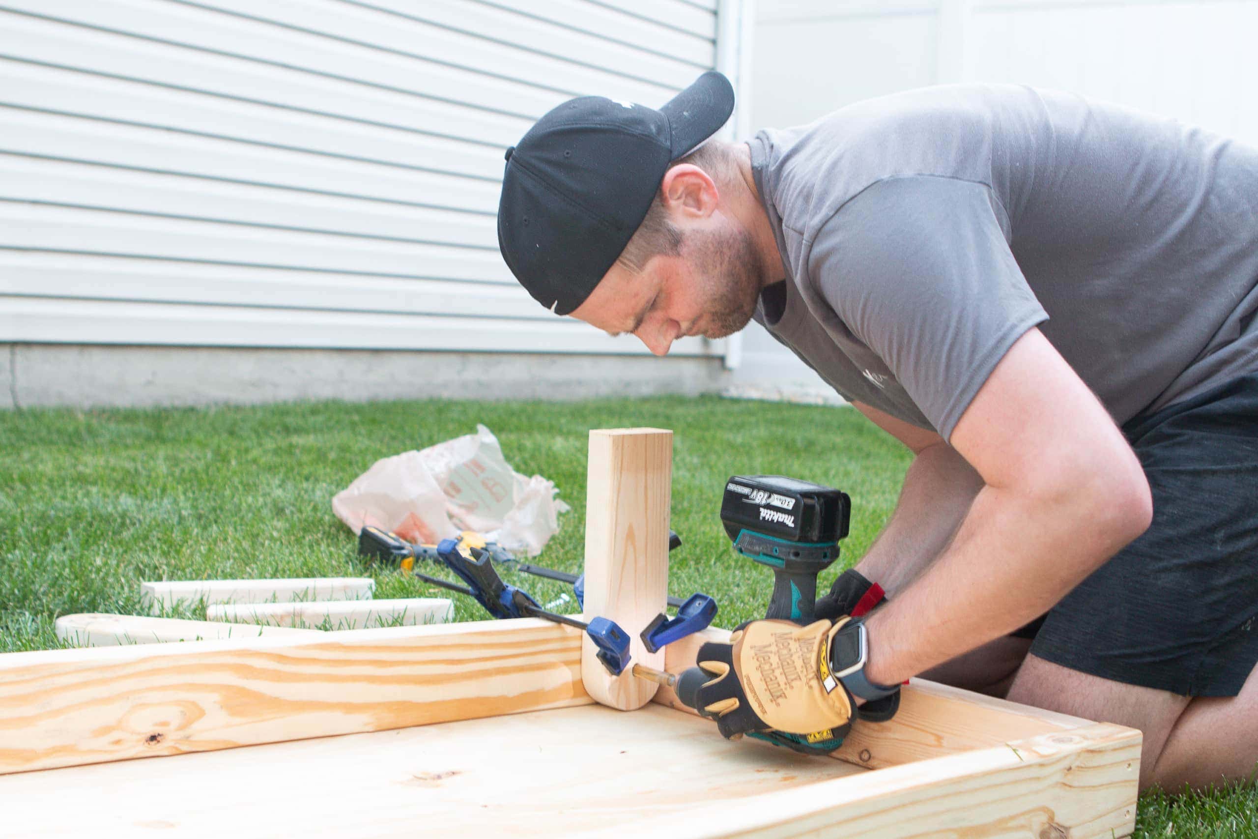 Attaching the legs of the boards