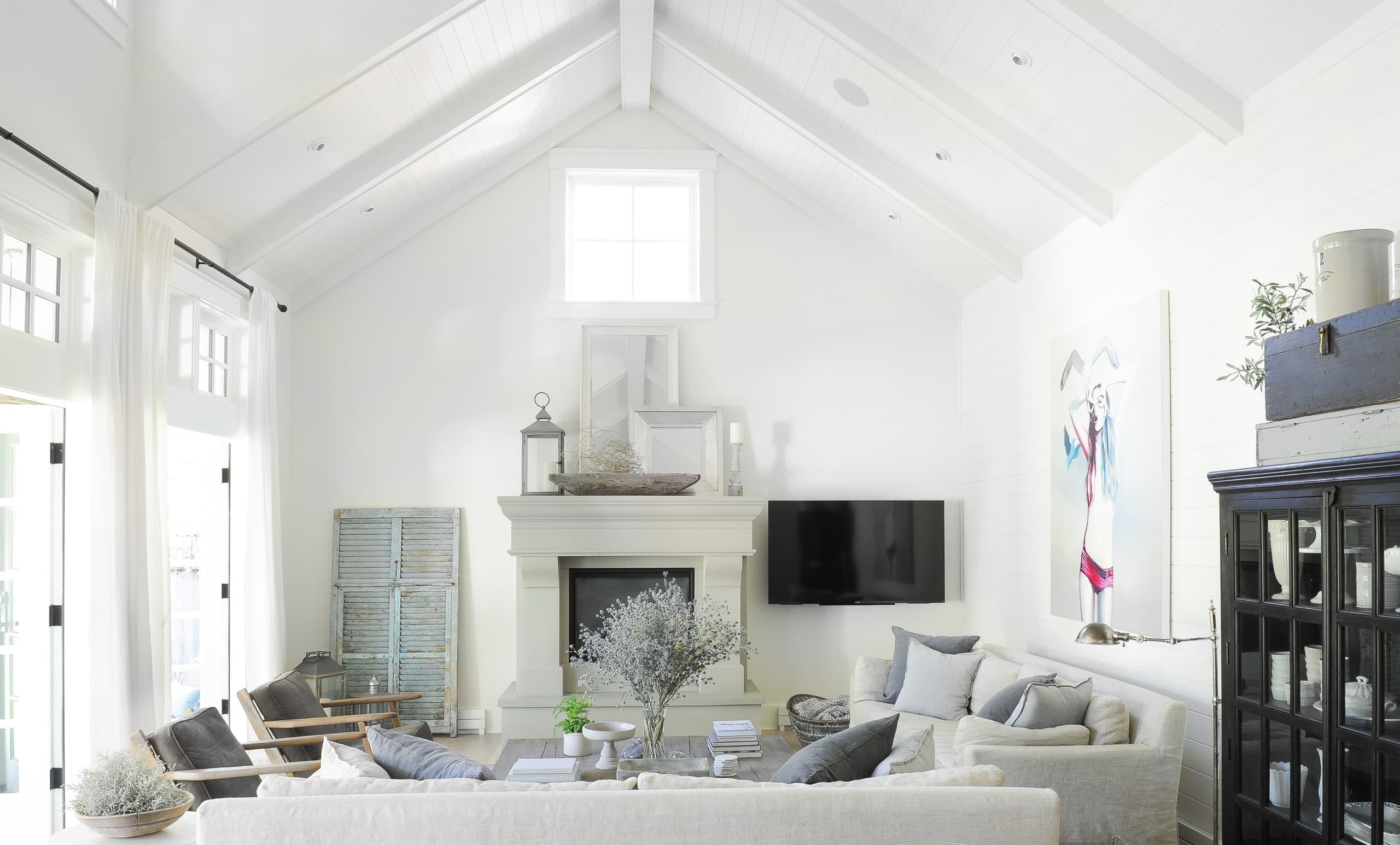 Vaulted ceilings in a living room