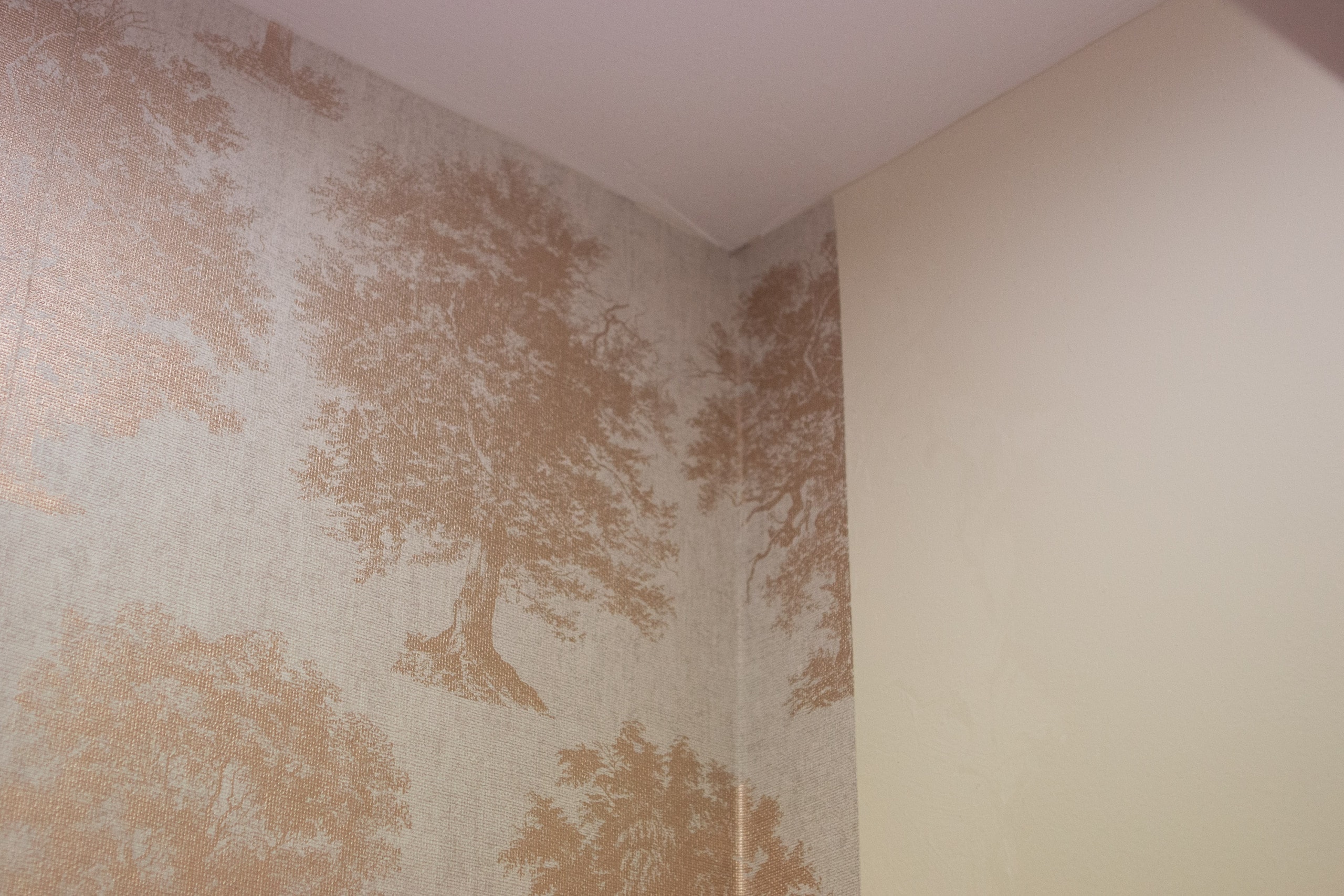 How to wallpaper a corner