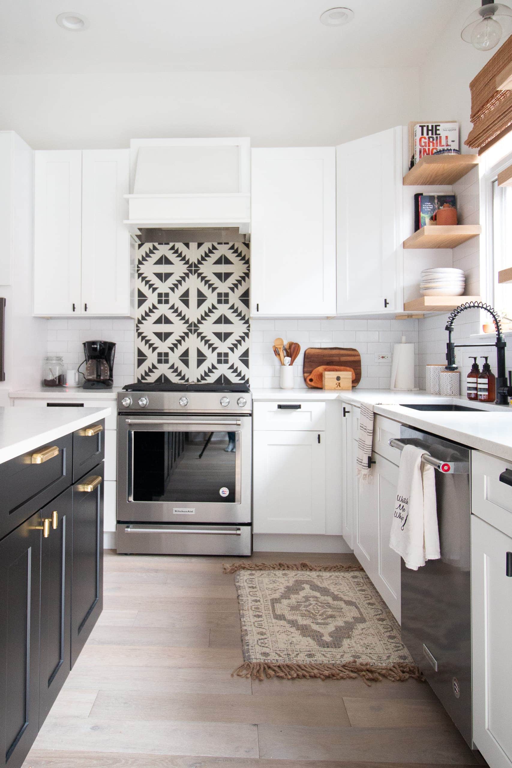 Black and white kitchen