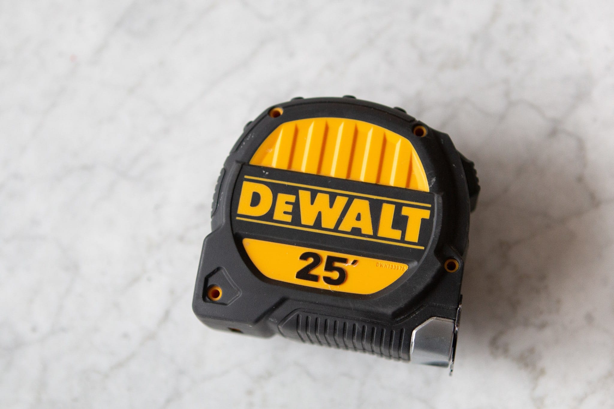 Dewalt 25' tape measure