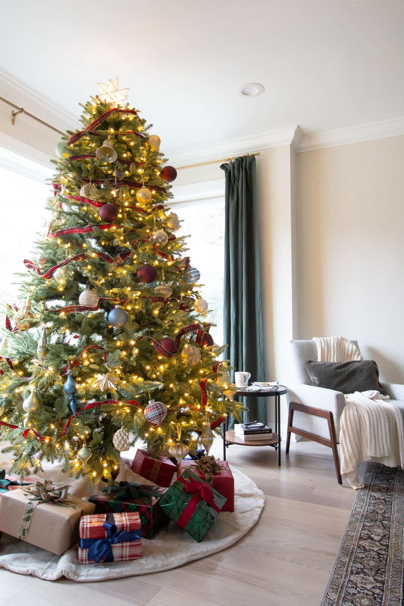 My 2019 Christmas home tour and tree