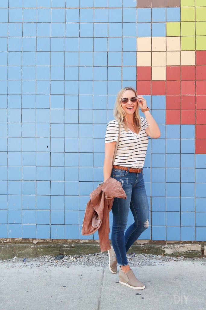 Striped v-neck tee