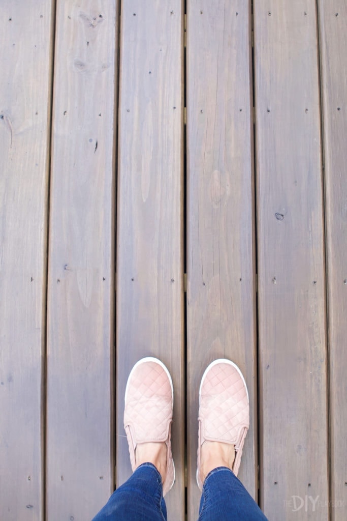 Stained deck in Spanish moss