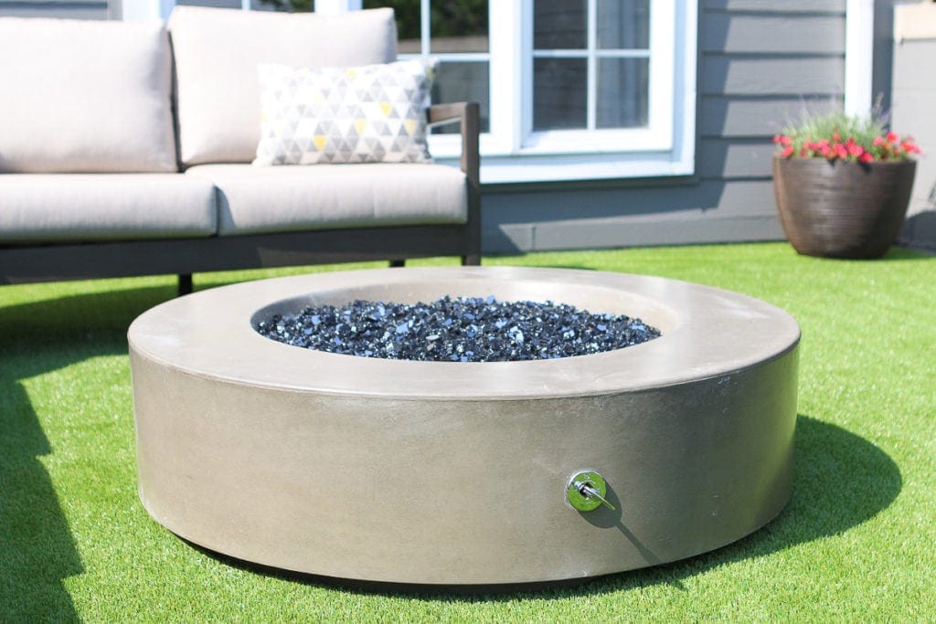 Outdoor firepit