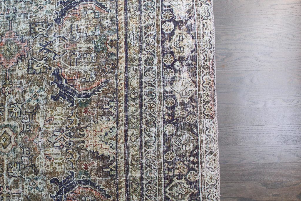 Oriental rug pattern from lo loi