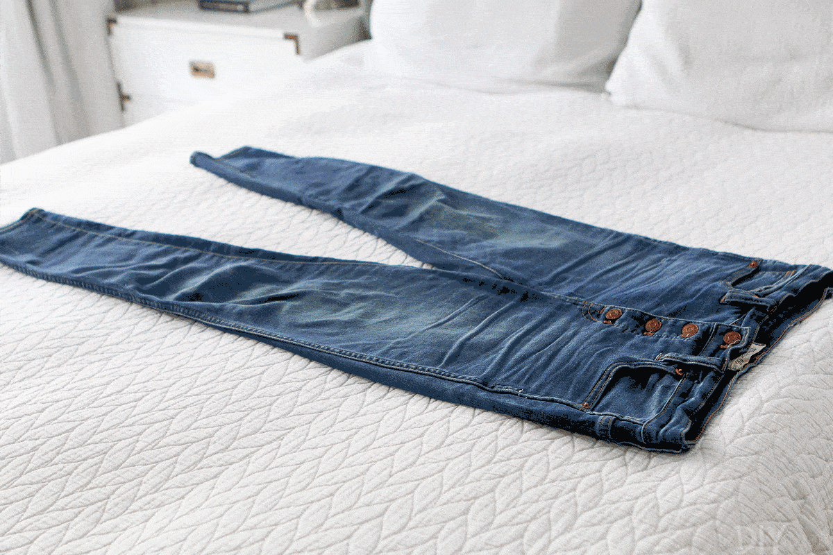 How to fold jeans like marie kondo