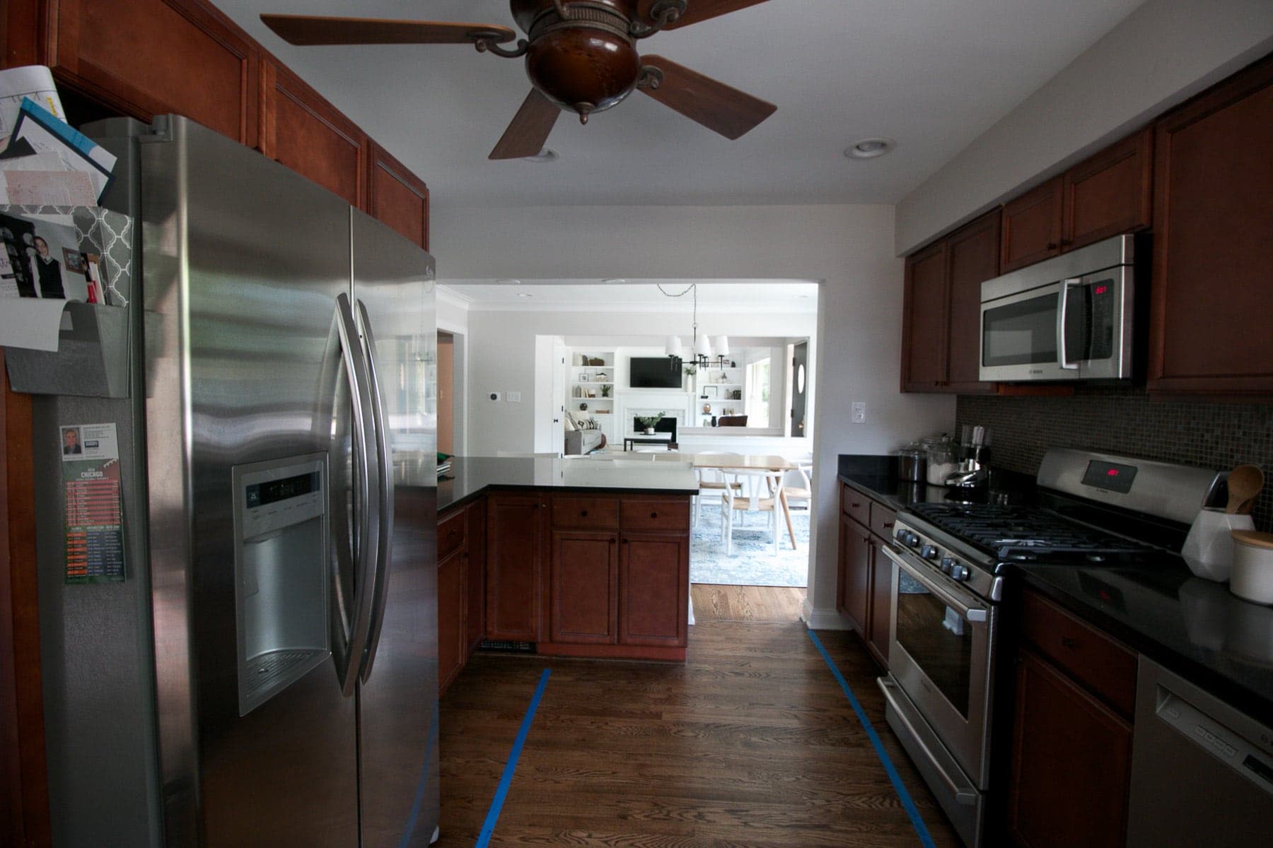 before and after photos of a kitchen makeover