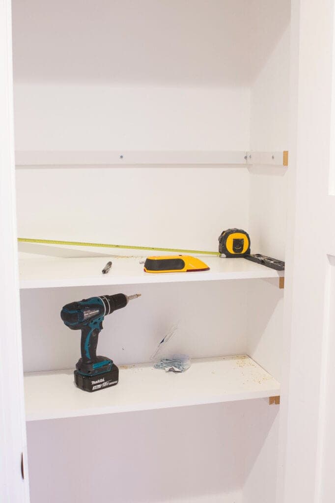 How to build DIY shelves