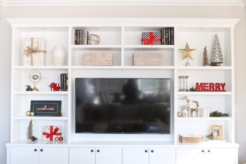 Decorating built-ins with pops of red