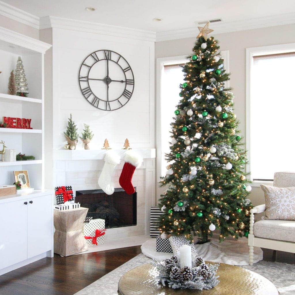 How to decorate for the holidays on a budget