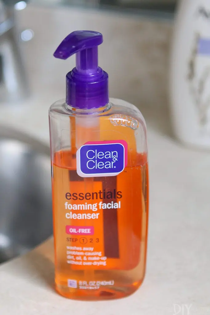 Clean and clear foaming cleanser