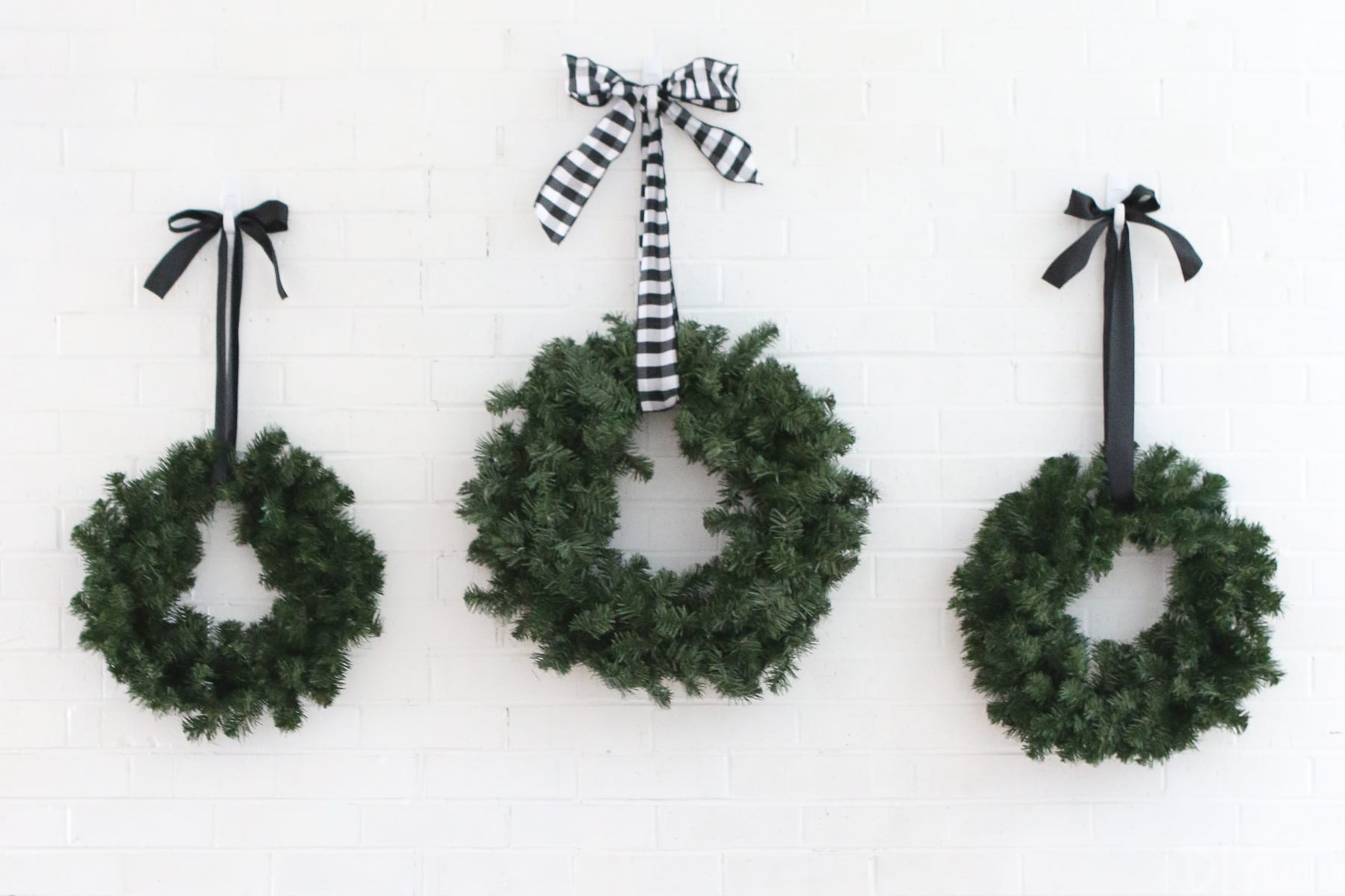 Black and White wreaths were just a bonus! Aren't they cute? 