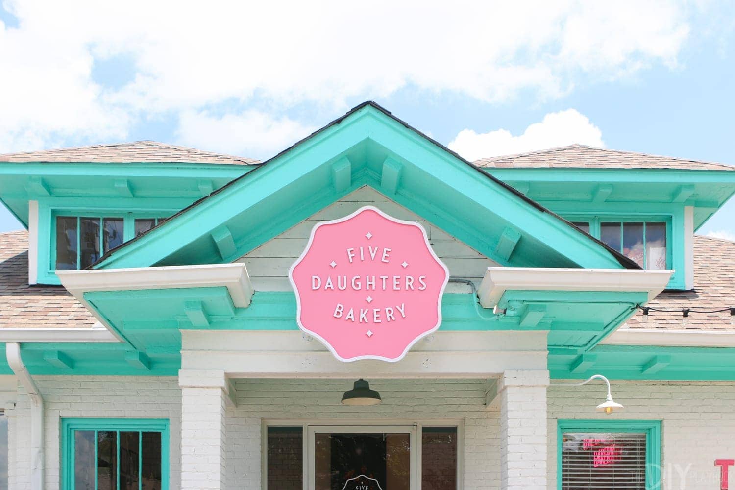 Travel_Nashville-five-daughters-bakery