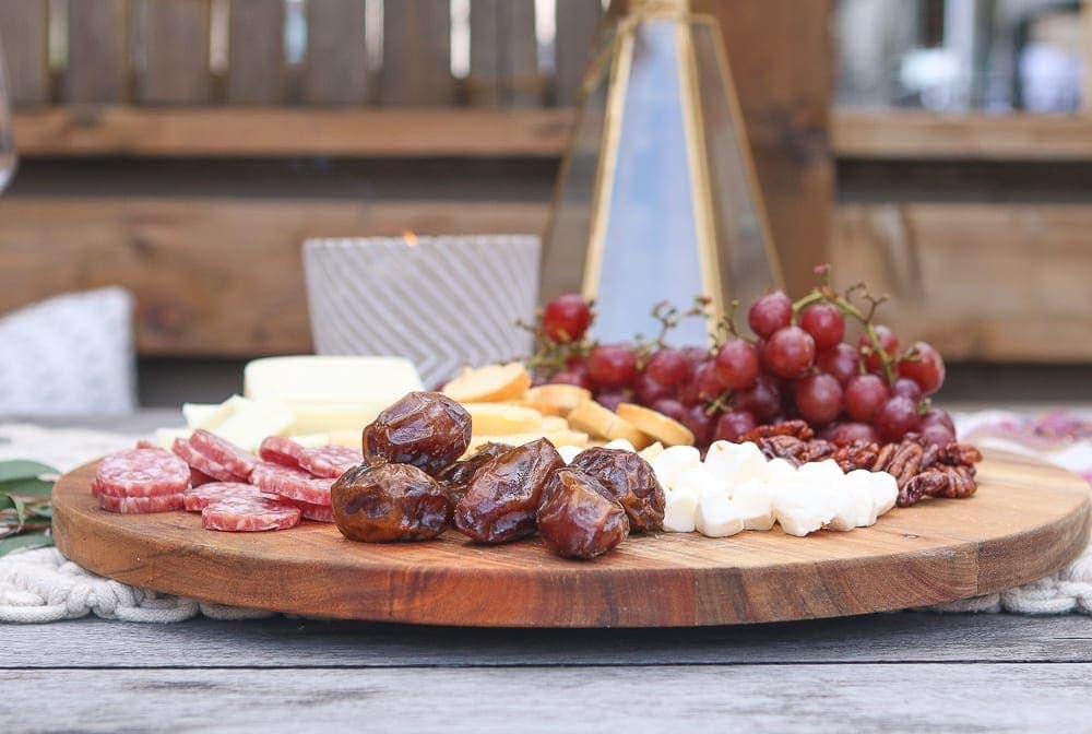 Moroccan_Table-cheese-meat-platter-wine