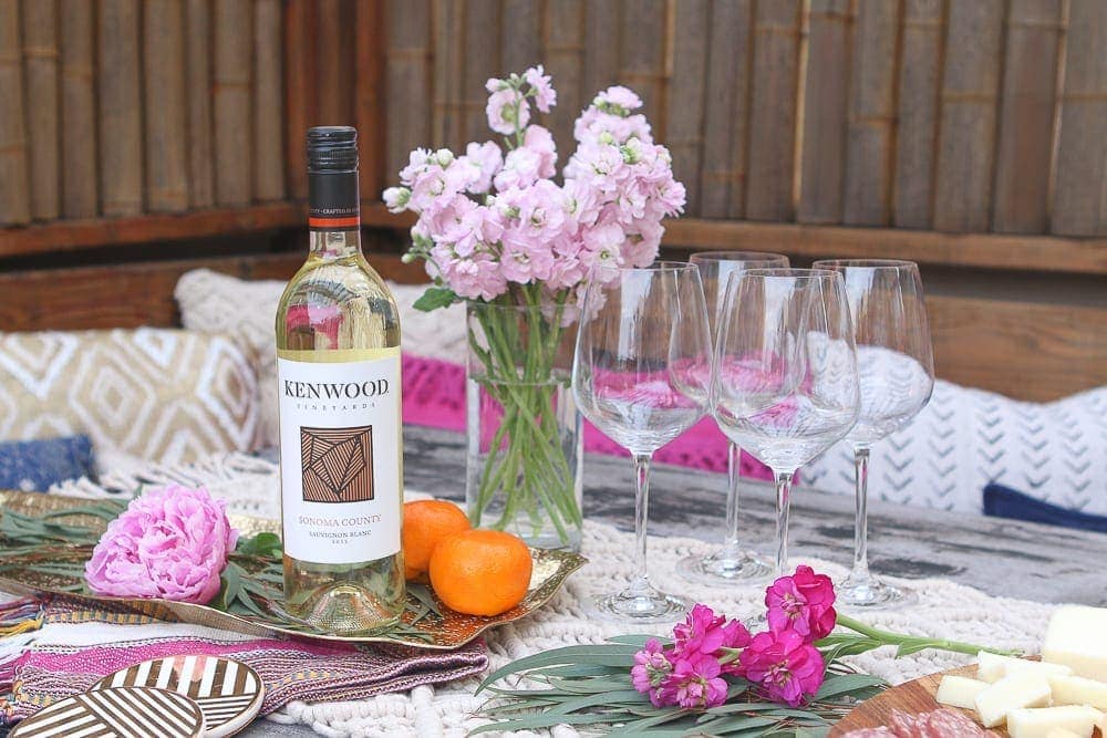 White_Wine_Kenwood_Vineyards_Table