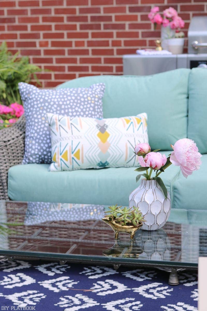 Bridget_Patio_Furniture_flowers_plants-12