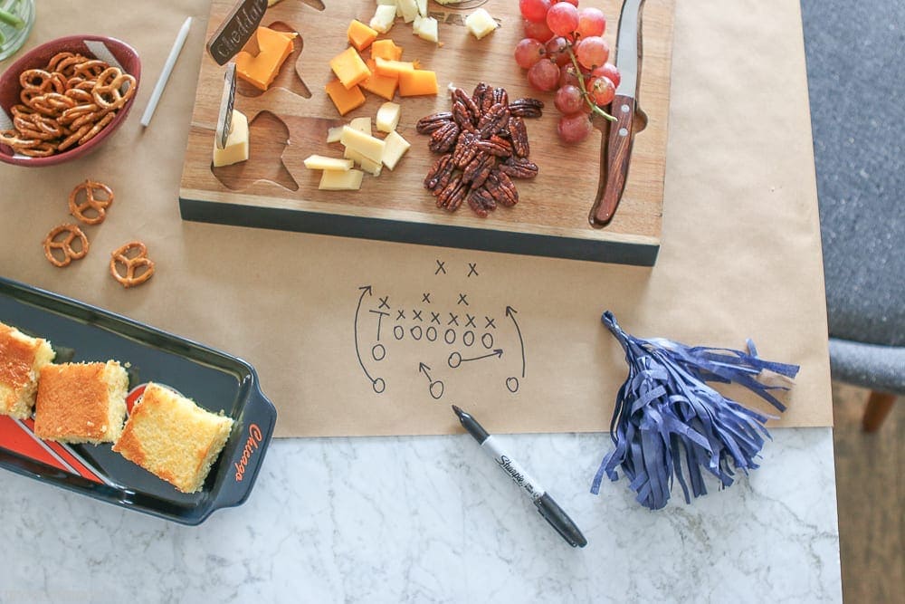 Snacks are a major part of any good football party. We love easy to grab items like cheese, crackers, pretzels and cut up fruit. 