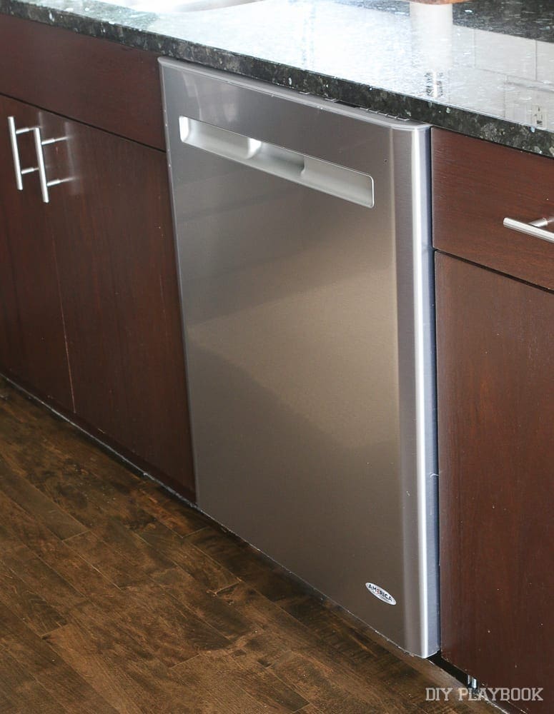 Here's our sleek new Maytag dishwasher! I can't believe how well it cleans!