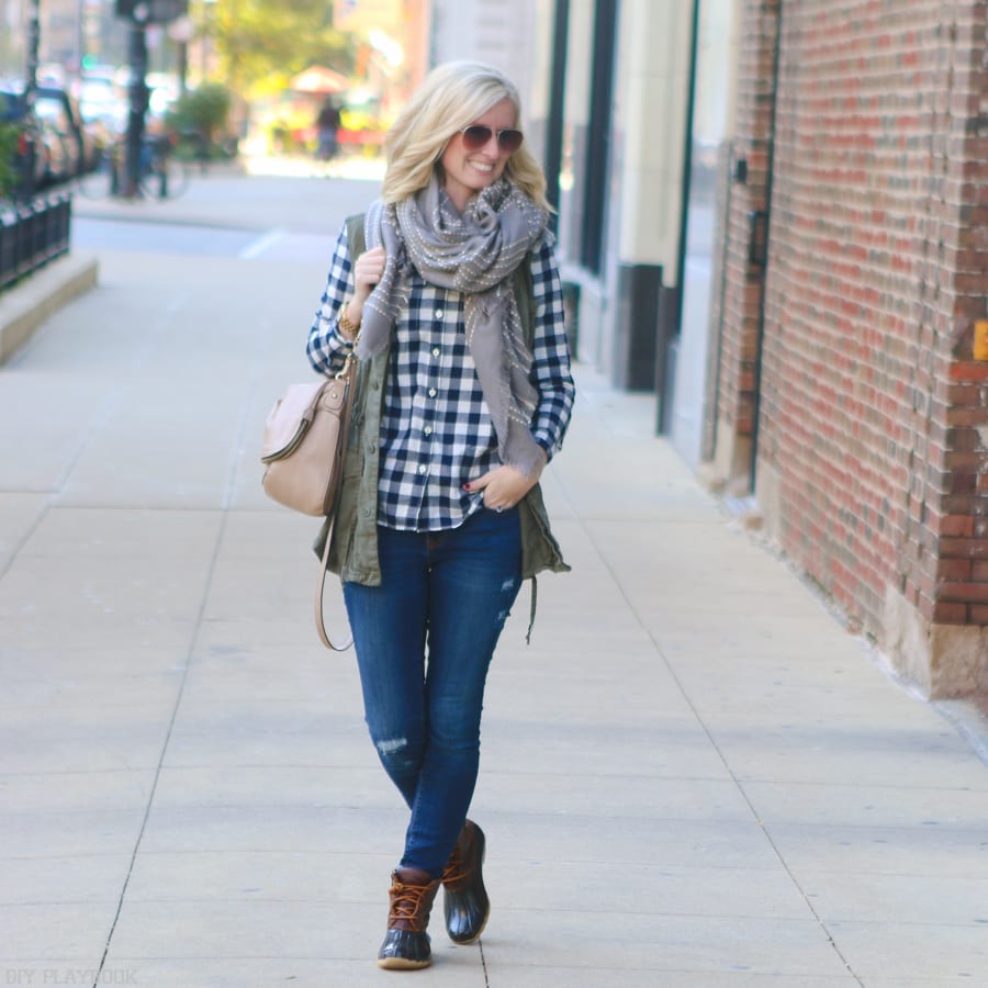 bridget-fall-plaid-vest-boots-jeans-casual-fashion-5