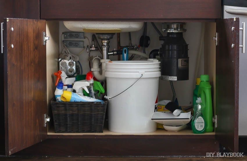 disorganized-undersink