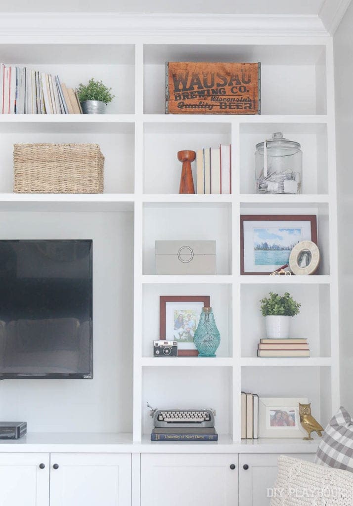 shelves-decor-built-ins-hardware