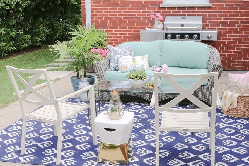 Bridget_Patio_Furniture_flowers_plants-7