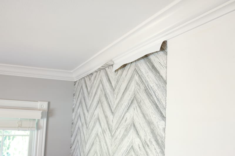 Choose an easy, flat wall to put the wallpaper on. 