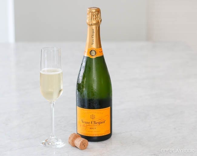 Champagne Themed Decor | DIY Playbook