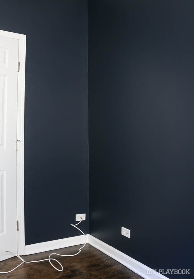 corner-guest-room-paint