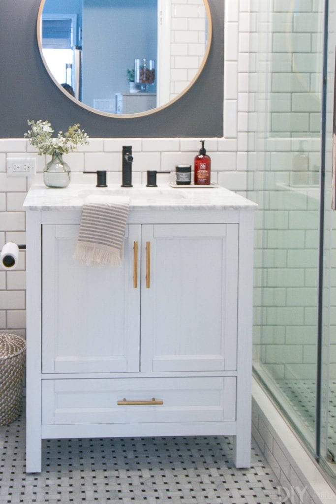 Storage solutions in a small bathroom