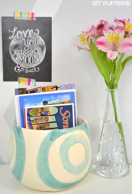 If you love postcards, you'll love this idea for your new-home announcements!