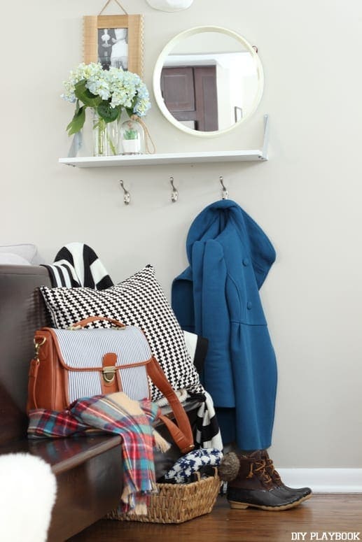 Handbags, scarves and decorative throwpillows