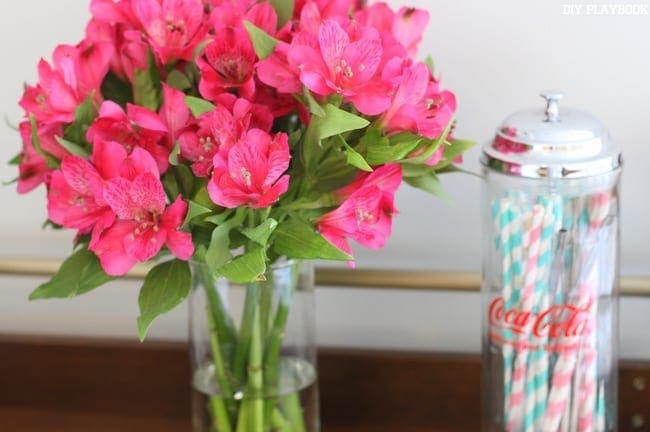 These fresh flowers add a pretty element to the bar cart. 